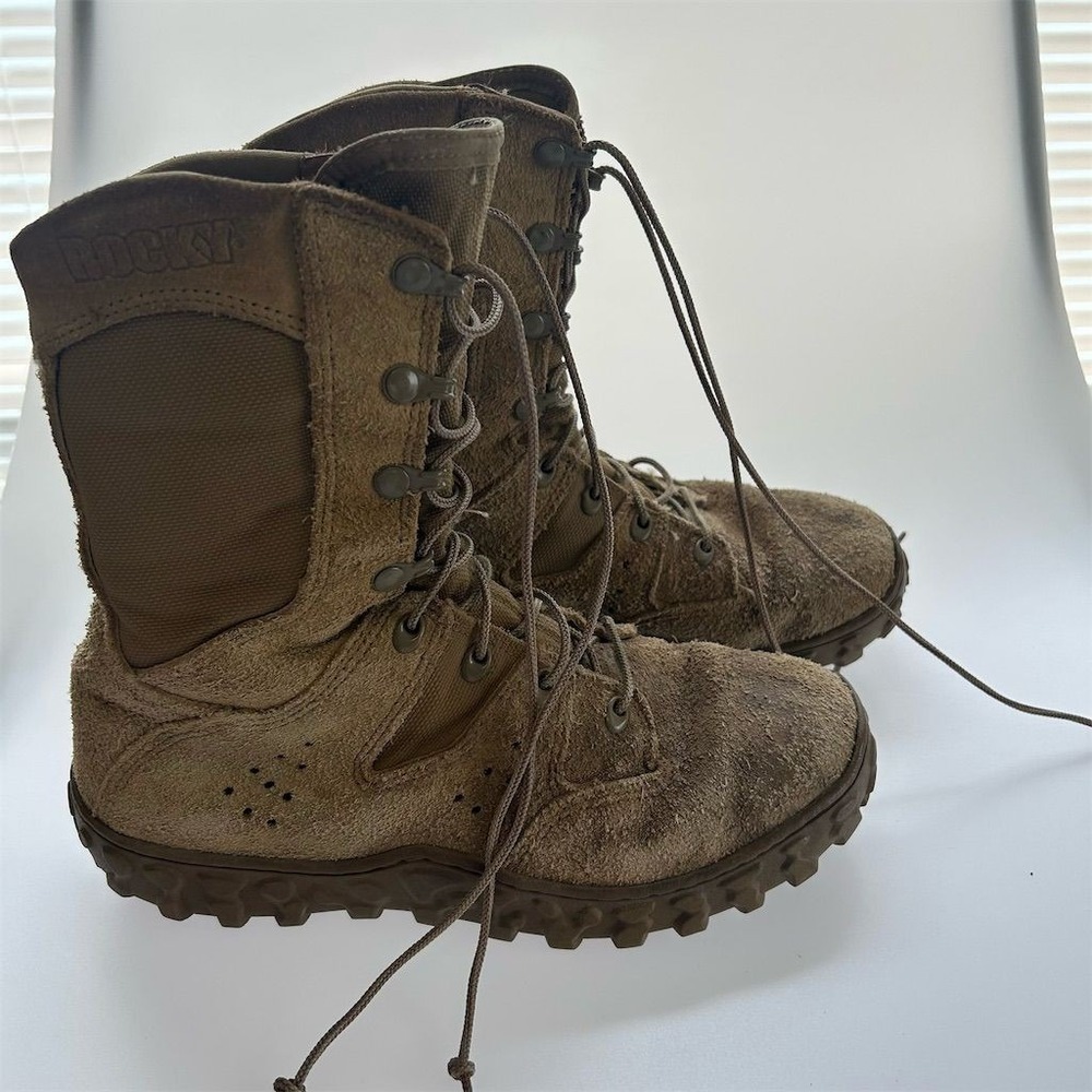 ROCKY Men's Combat Boots Size 7 Coyote Brown Military Tactical